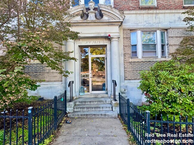 Building Photo - 1615 Commonwealth Ave