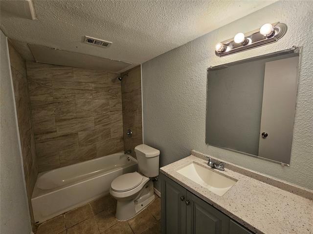 Foto del edificio - 2227 Nantucket Village Dr