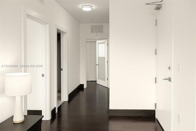 Foto del edificio - 6701 Biscayne Blvd