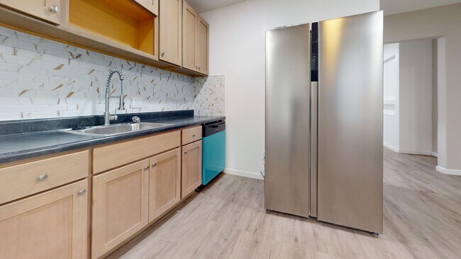 Building Photo - Beautiful House in Ogontz