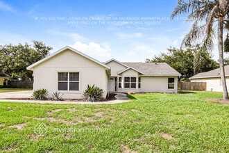 Building Photo - 13203 Biscayne Dr