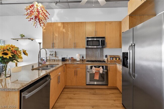 Foto del edificio - 353 E Bonneville Ave