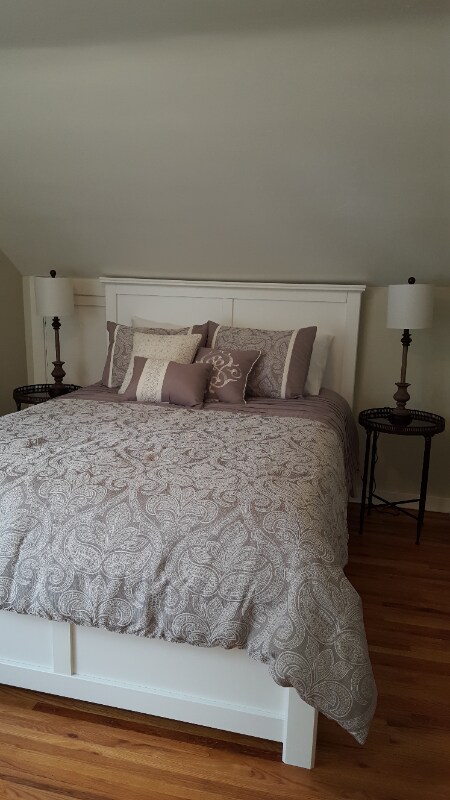 Foto principal - 608 S College Ave