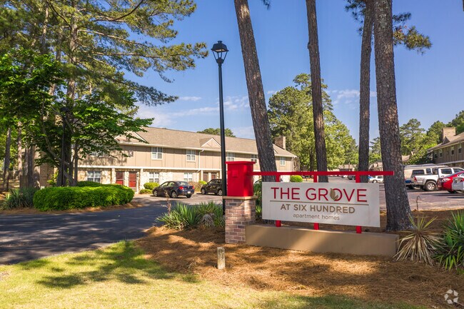 Foto del edificio - Grove at Six Hundred