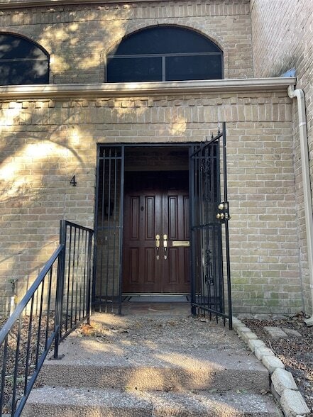 Building Photo - 4 Bayou Pointe Dr