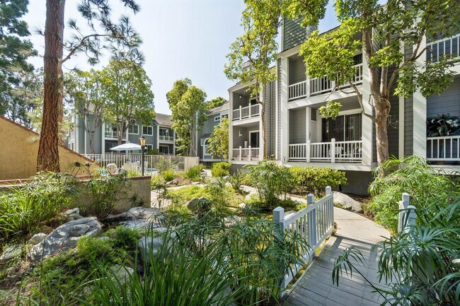 Foto del edificio - 8500 Falmouth Ave