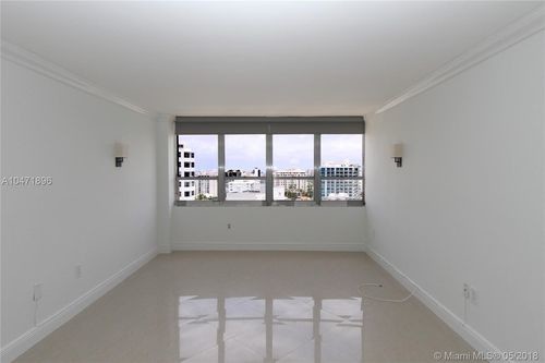 Foto del edificio - 10 Island Ave