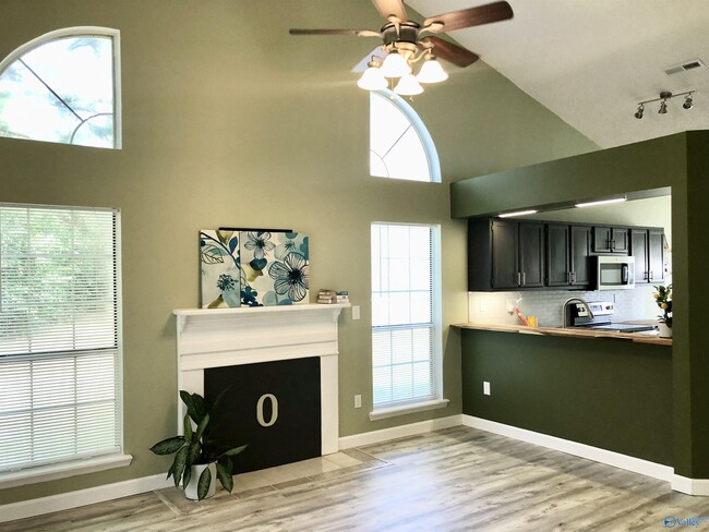 Building Photo - 114 Stone Meadow Ln