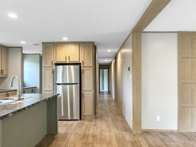 Foto del edificio - A Rare Find Five Bedrooms And Three Baths ...