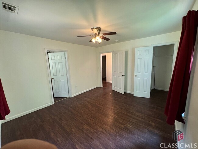 Building Photo - 83 Lavista Rd