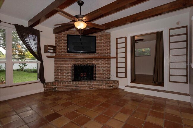 Foto del edificio - 226 W Spruce St