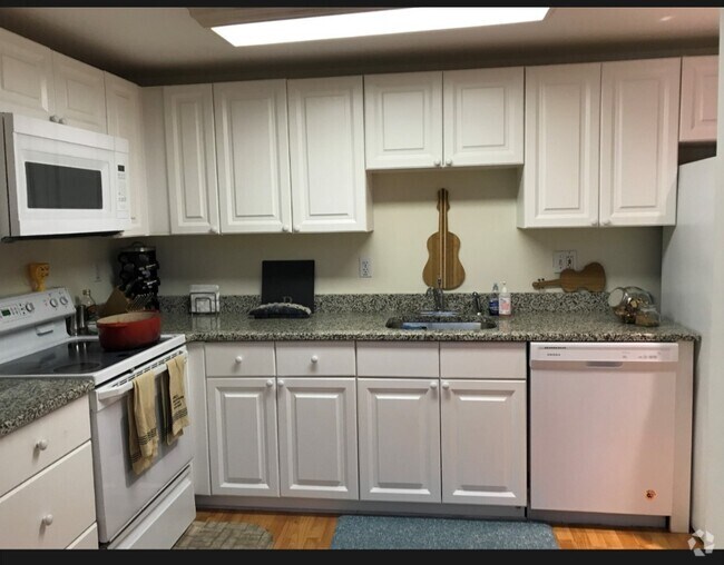 The Greater Point Apartments for Rent with Gym/Fitness Center