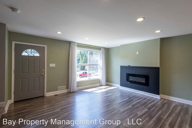 Building Photo - 3 br, 2 bath House - 818 Reverdy Road
