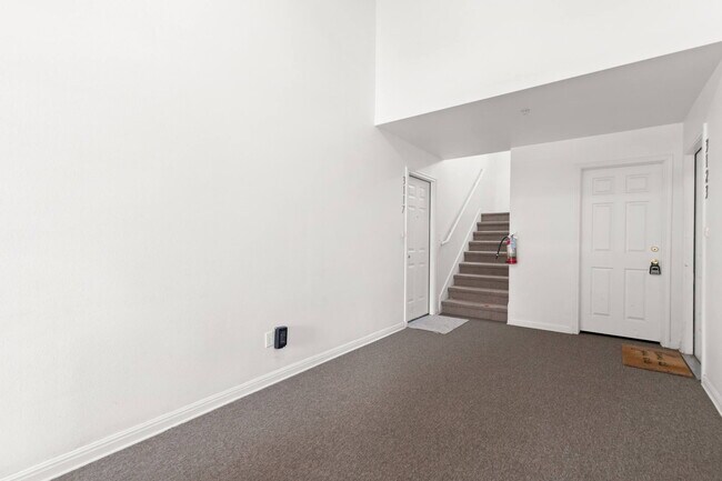 Building Photo - 3119 Douglas Fir Dr