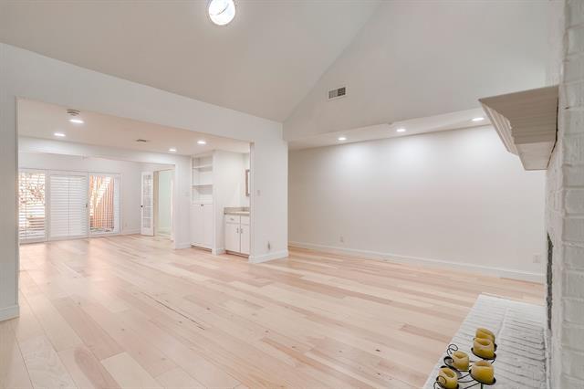 Building Photo - 4201 Clear Lake Cir