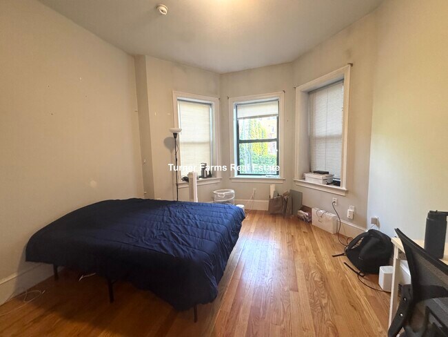 Foto del edificio - 1087 Beacon St