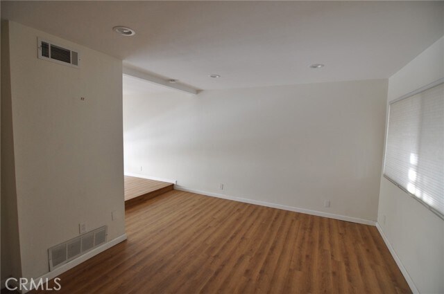 Building Photo - 1131 W Badillo St