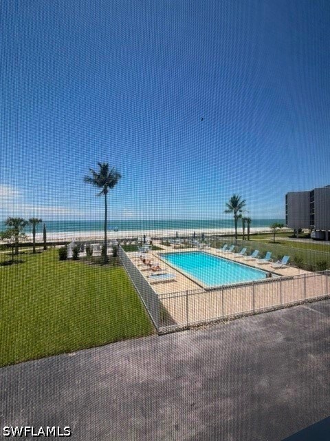 Foto del edificio - 25840 Hickory Blvd
