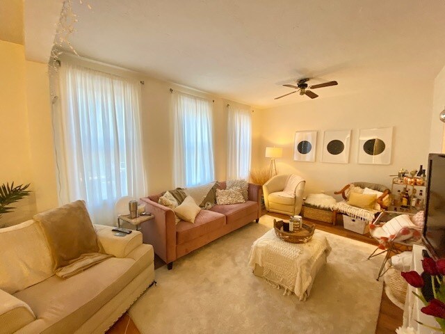 Foto principal - 7 Saybrook St