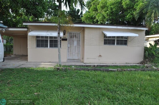 Building Photo - 6425 SW 25th St