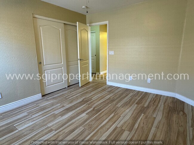 Foto del edificio - Home for rent in Litchfield Manor