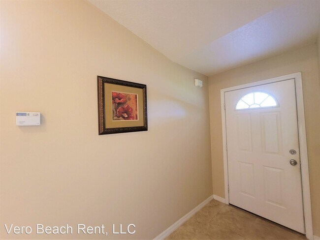 Building Photo - 3 br, 2 bath House - 351 Del Monte Rd. Unit A