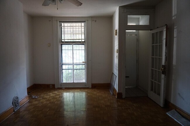 Building Photo - 4518 Kingsessing Ave