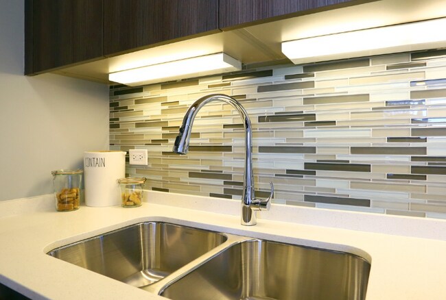 Foto del edificio - 345 W Hubbard St