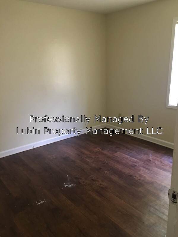 Building Photo - 4233 Arrowood Ave