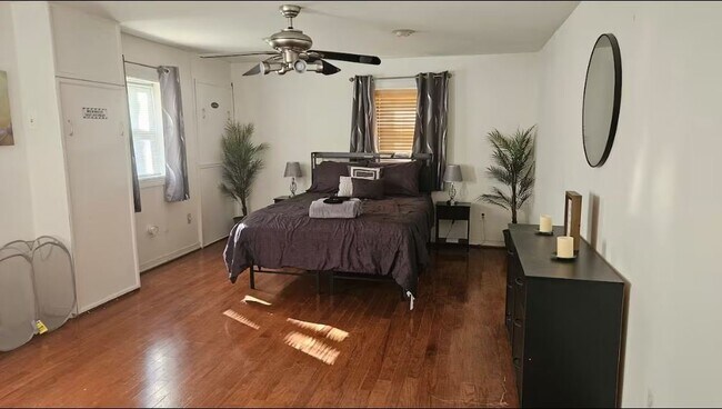 Foto del edificio - 7908 Rosaryville Rd