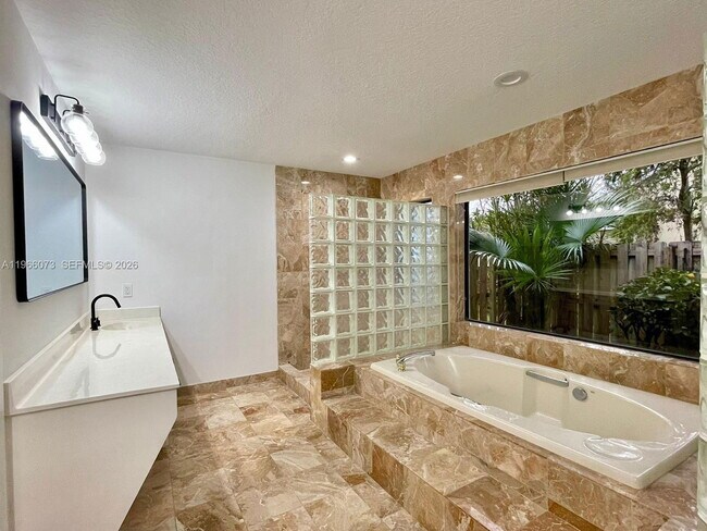 Foto del edificio - 8501 SW 178th St