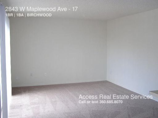 Building Photo - 2843 W Maplewood Ave