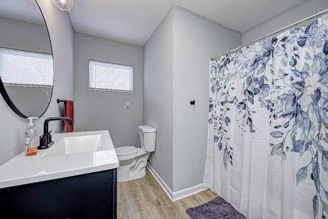 Foto del edificio - 3113 N Ashland Ave