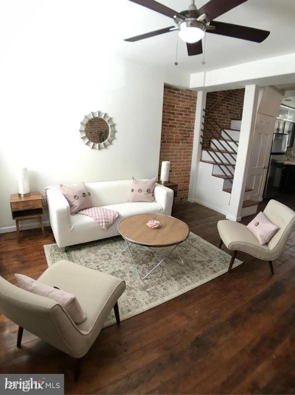Foto del edificio - 2 br, 2 bath House - 946 W Lombard St