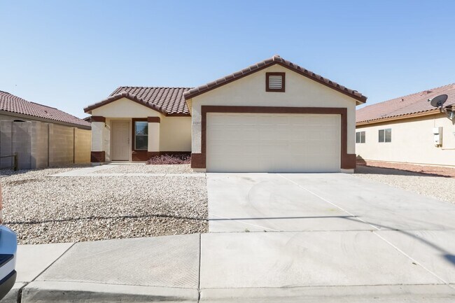 Building Photo - 15561 W Acapulco Ln