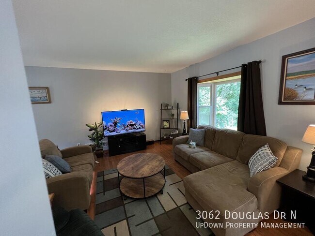 Building Photo - 3062 Douglas Dr N