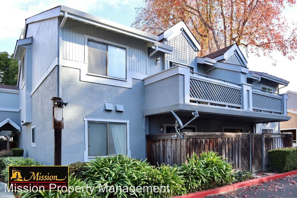 Primary Photo - 2 br, 2 bath House - 4670 Devonshire Cmn