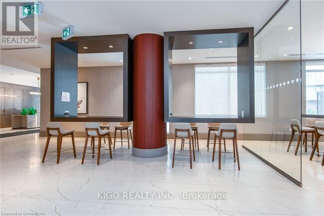 Building Photo - 55 Duke St W