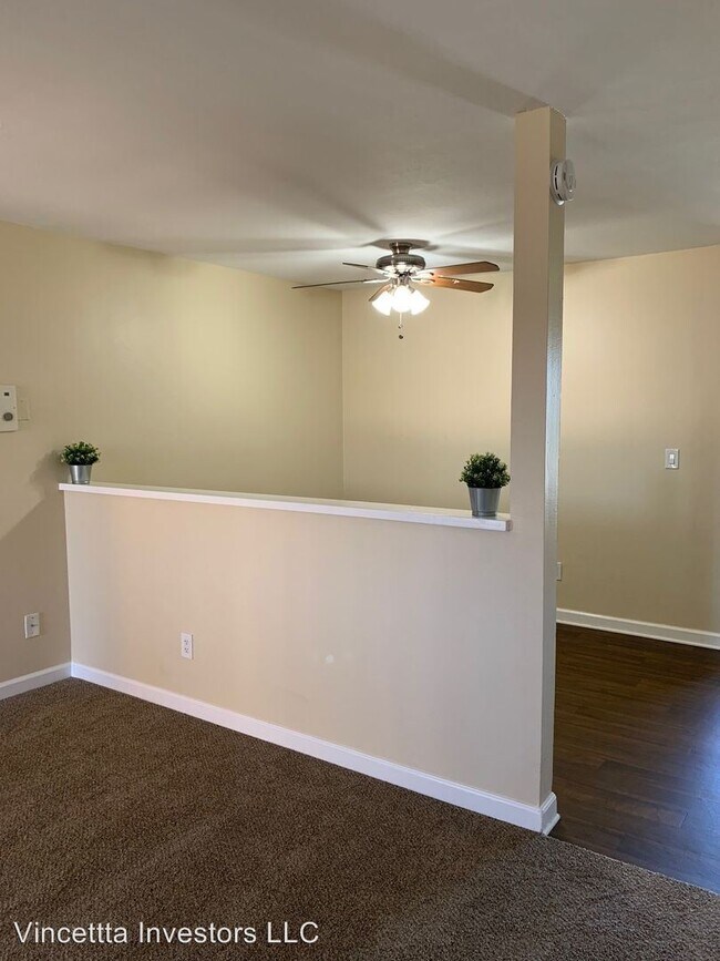 Building Photo - 8211 Vincetta Dr