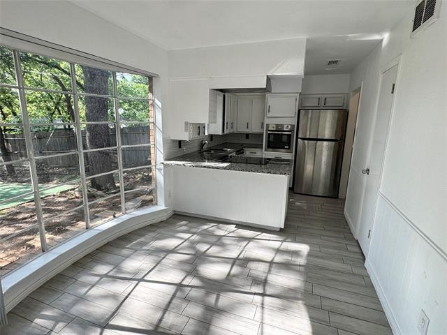 Foto del edificio - 2708 Hilldale Blvd