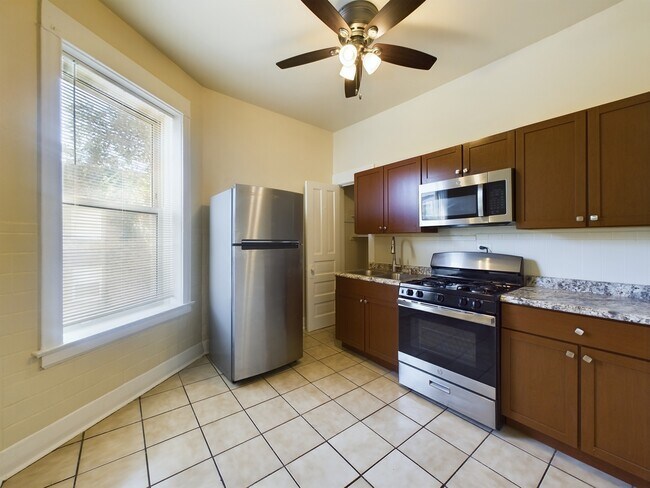 Foto del edificio - 5328 S Calumet Ave