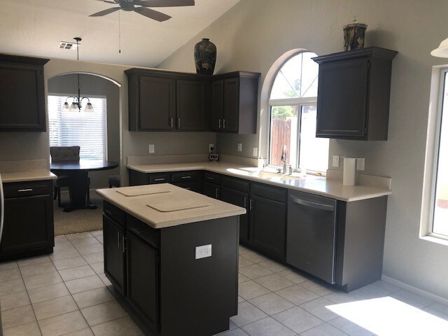Building Photo - Single Family - Detached - Glendale, AZ