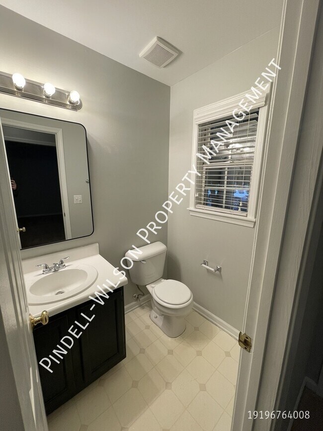 Foto del edificio - 207 Highgate Cir