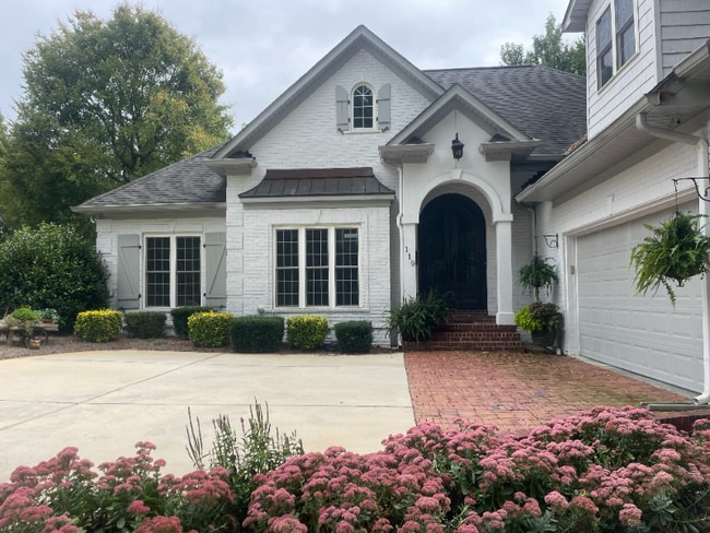 Building Photo - 119 Cabana Dr
