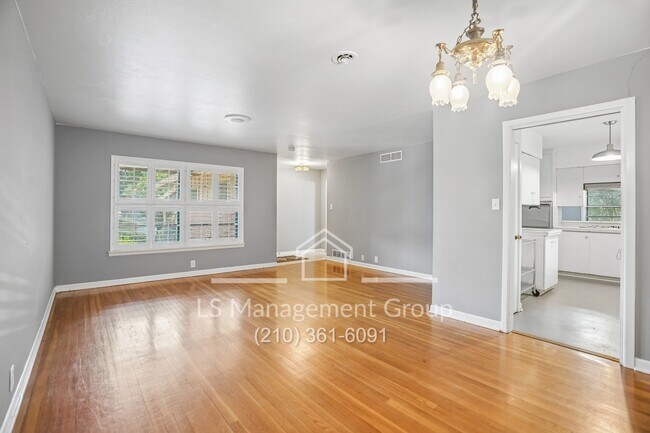 Foto del edificio - 106 Springwood Ln
