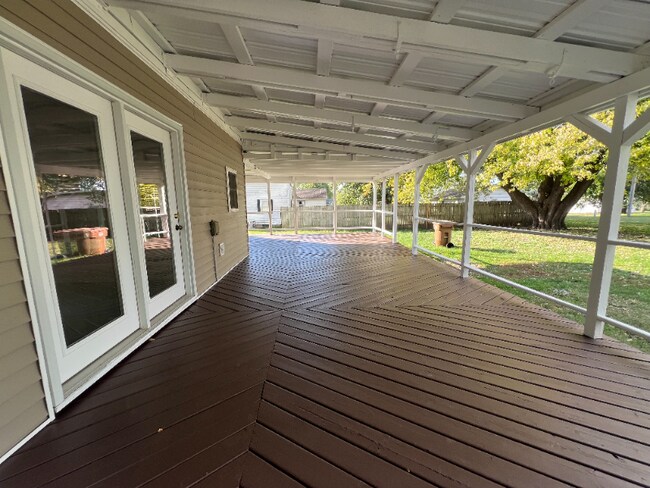 Foto del edificio - 321 Main St