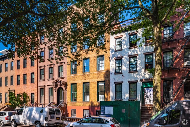 Foto del edificio - 144 Willow St