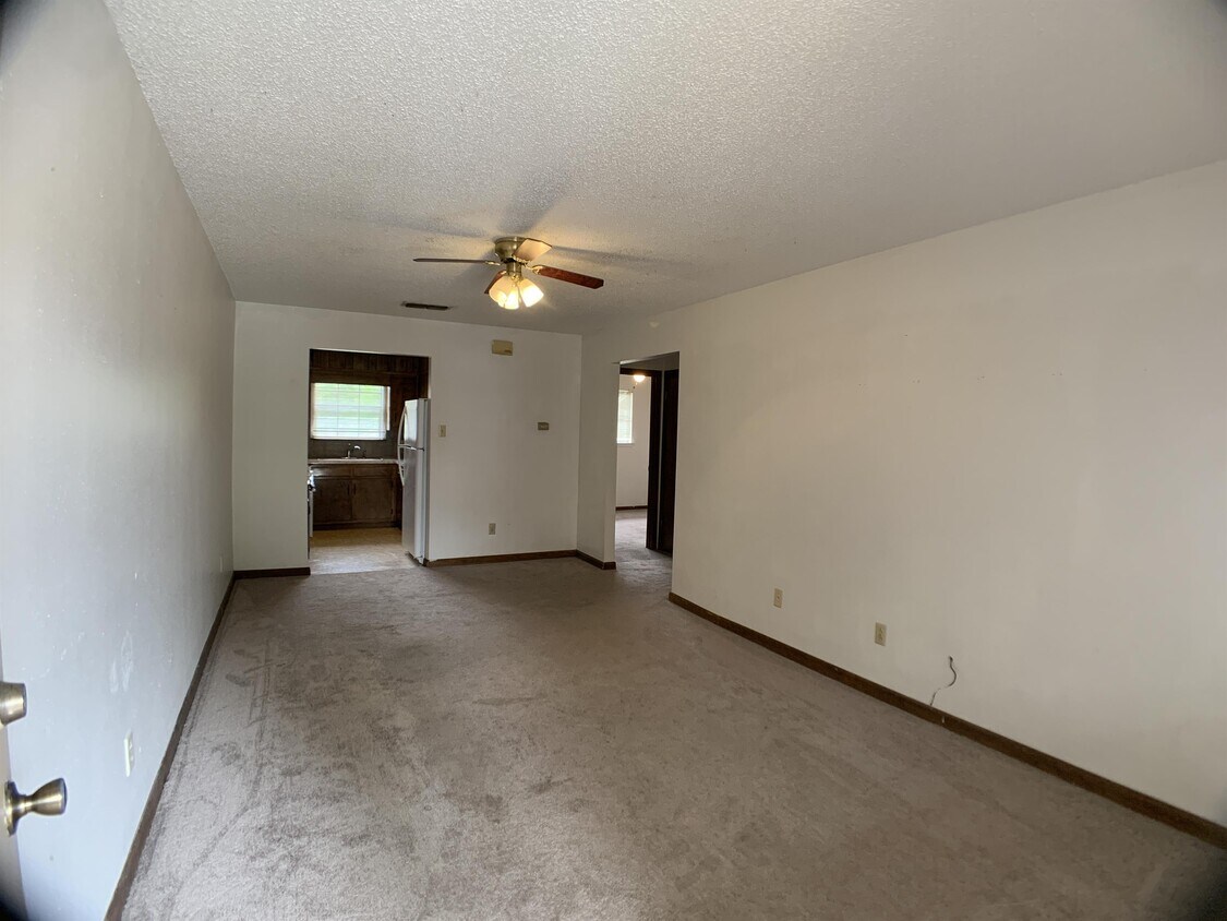 Primary Photo - 218 N 11th St