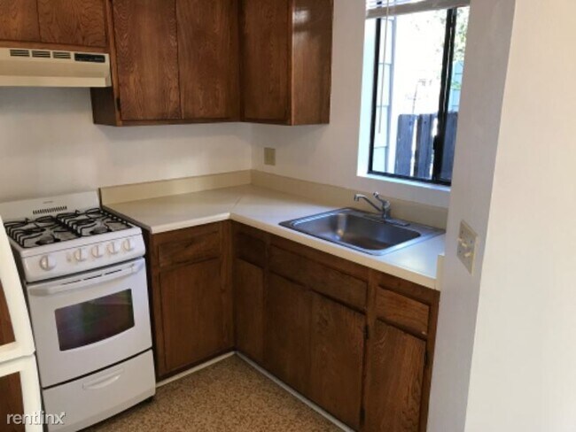 Building Photo - 1 br, 1 bath Apartment - 209 W Cota St