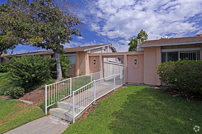 Building - Arey Pointe Condominiums